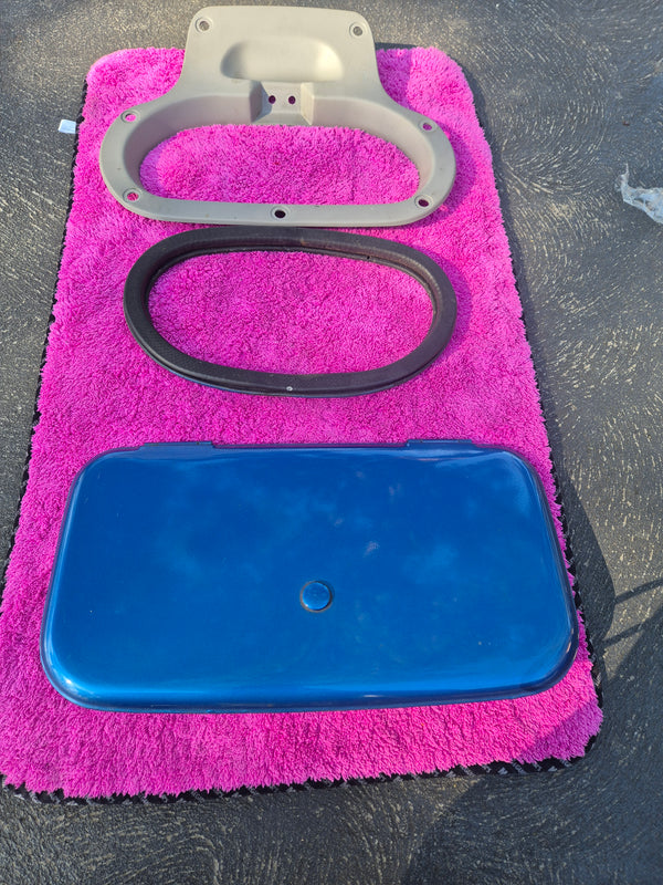 OEM Subaru Impreza roof scoop. Used in good condition