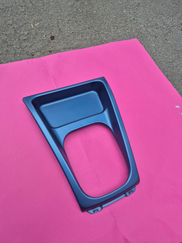 Subaru Impreza GC8 GF8 GM8 Cover Console Box Front/ Gear Lever Surround 92071FA030/92061FA1200 Blue Colour