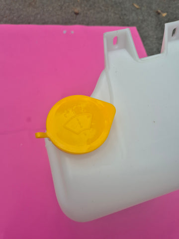 Subaru Impreza/ Forester Gc8/GM8/GF8/GD7-8/SG5-SF5-SF9 Dual Pump Washer Bottle P/N 86610FC000 / 86610AC000 22B Type R P1